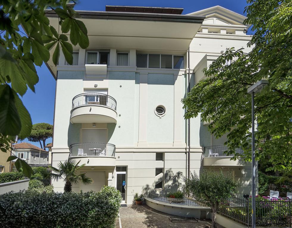Residence Hamilton ริชโชเน ภายนอก รูปภาพ